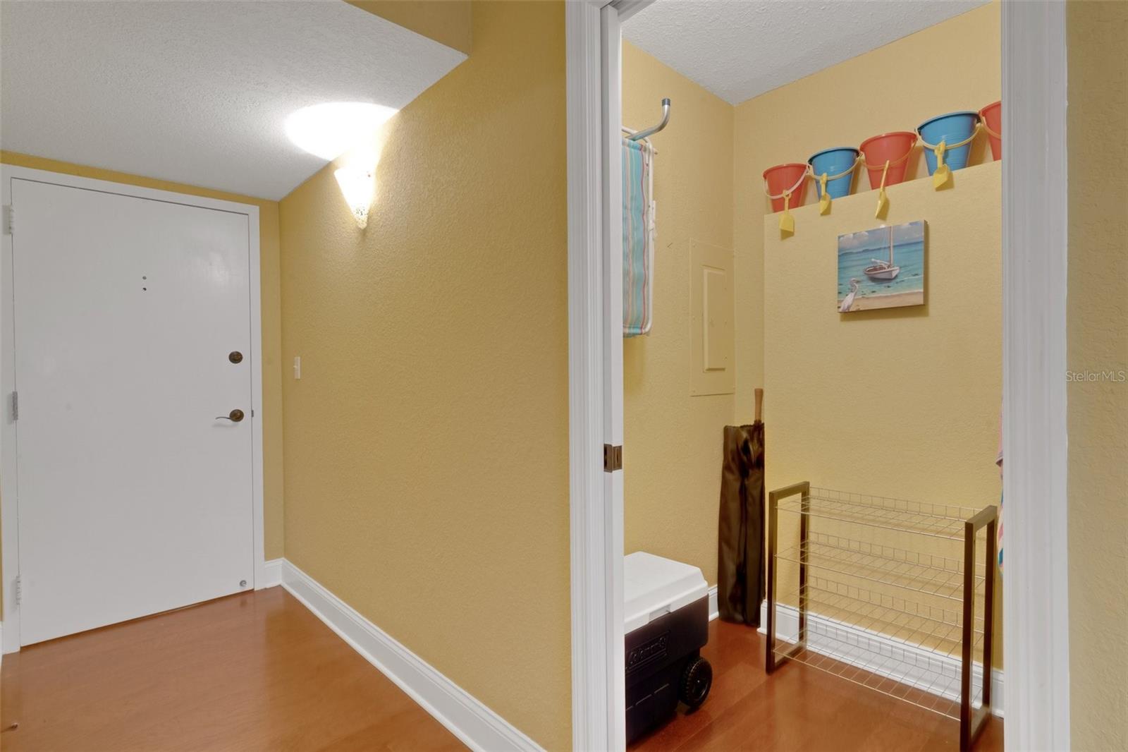 800 S GULFVIEW BLVD #101 photo 2