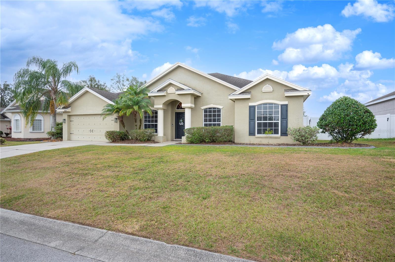 4009 OAKLEY WAY photo 2