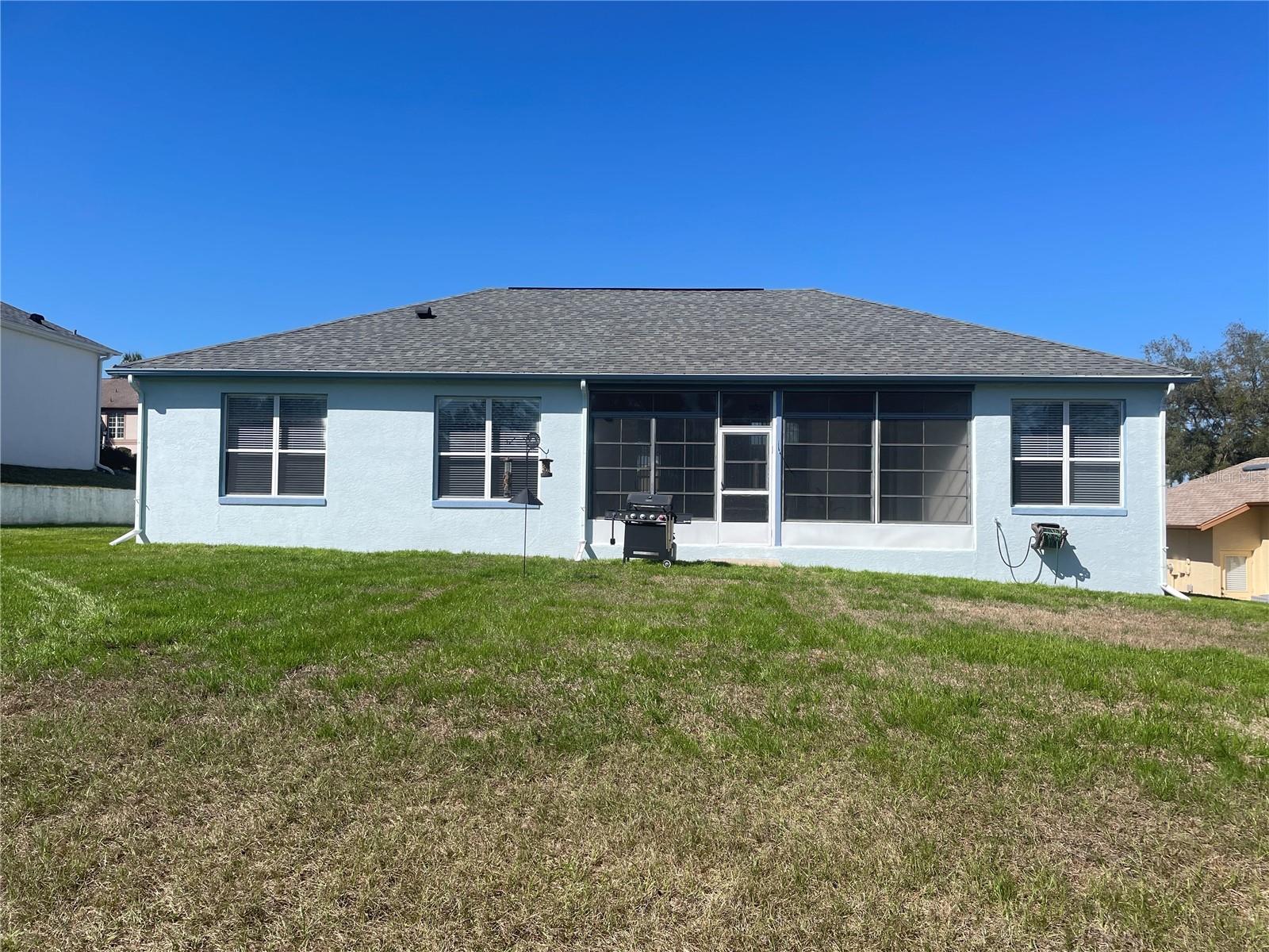 210 W REXFORD DR photo 3