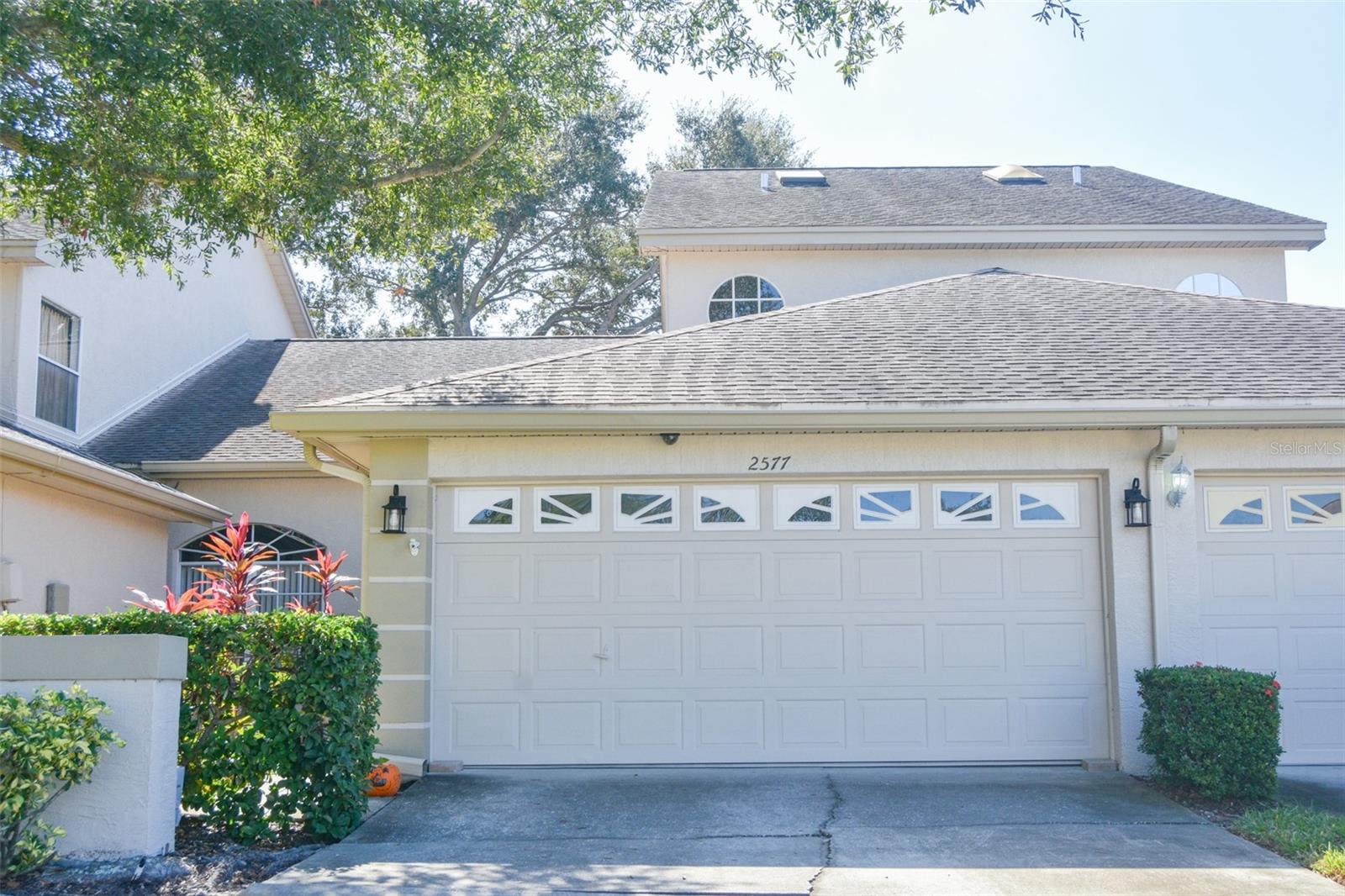 2577 ESTANCIA BLVD