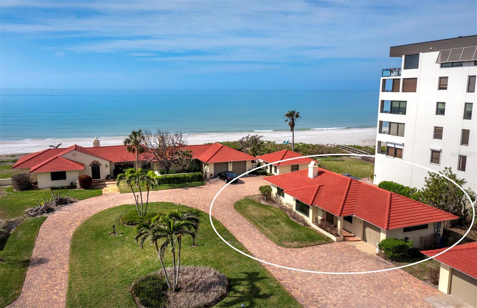 4239 GULF OF MEXICO DR #MH4 photo 2