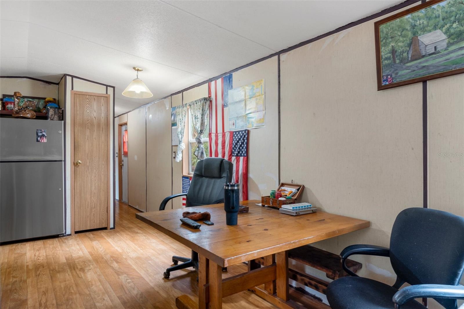 12192 W STANDISH DR photo 2