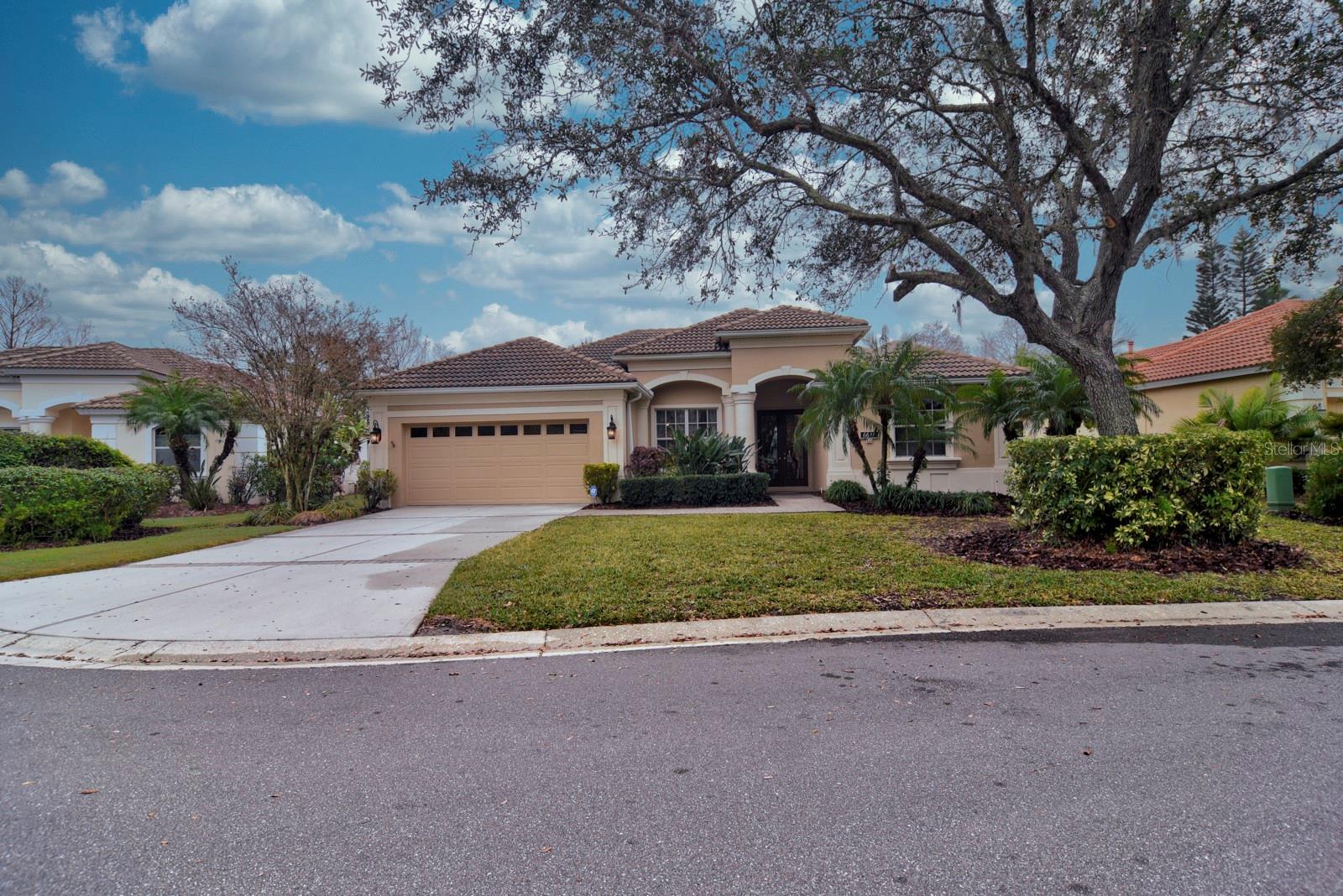 6611 PINEFEATHER CT photo 2