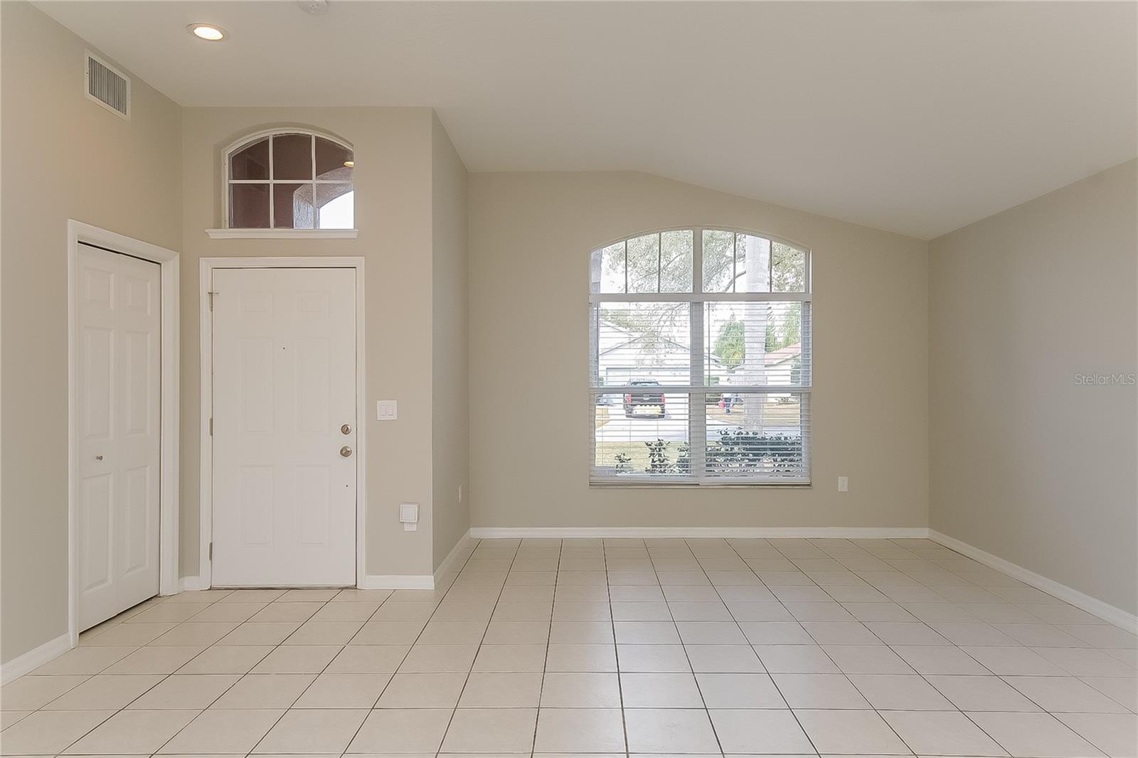 1723 WESTERLY DR photo 2