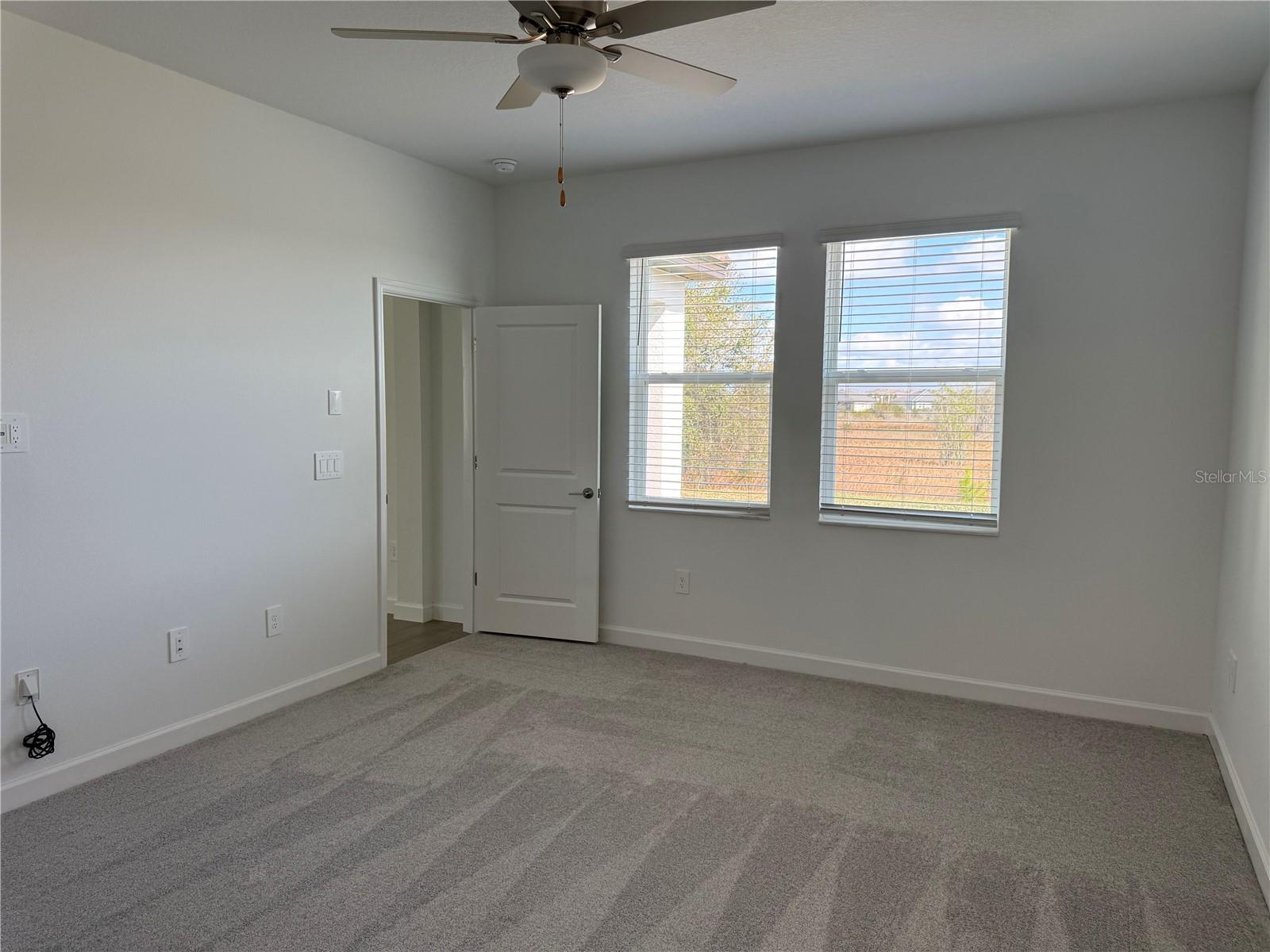 31819 CARDINAL YARD DR photo 5