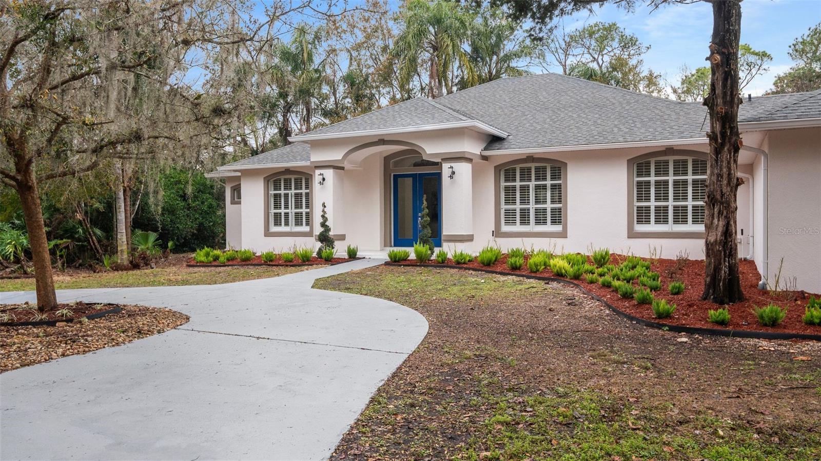 2397 RIVER TREE CIR photo 2