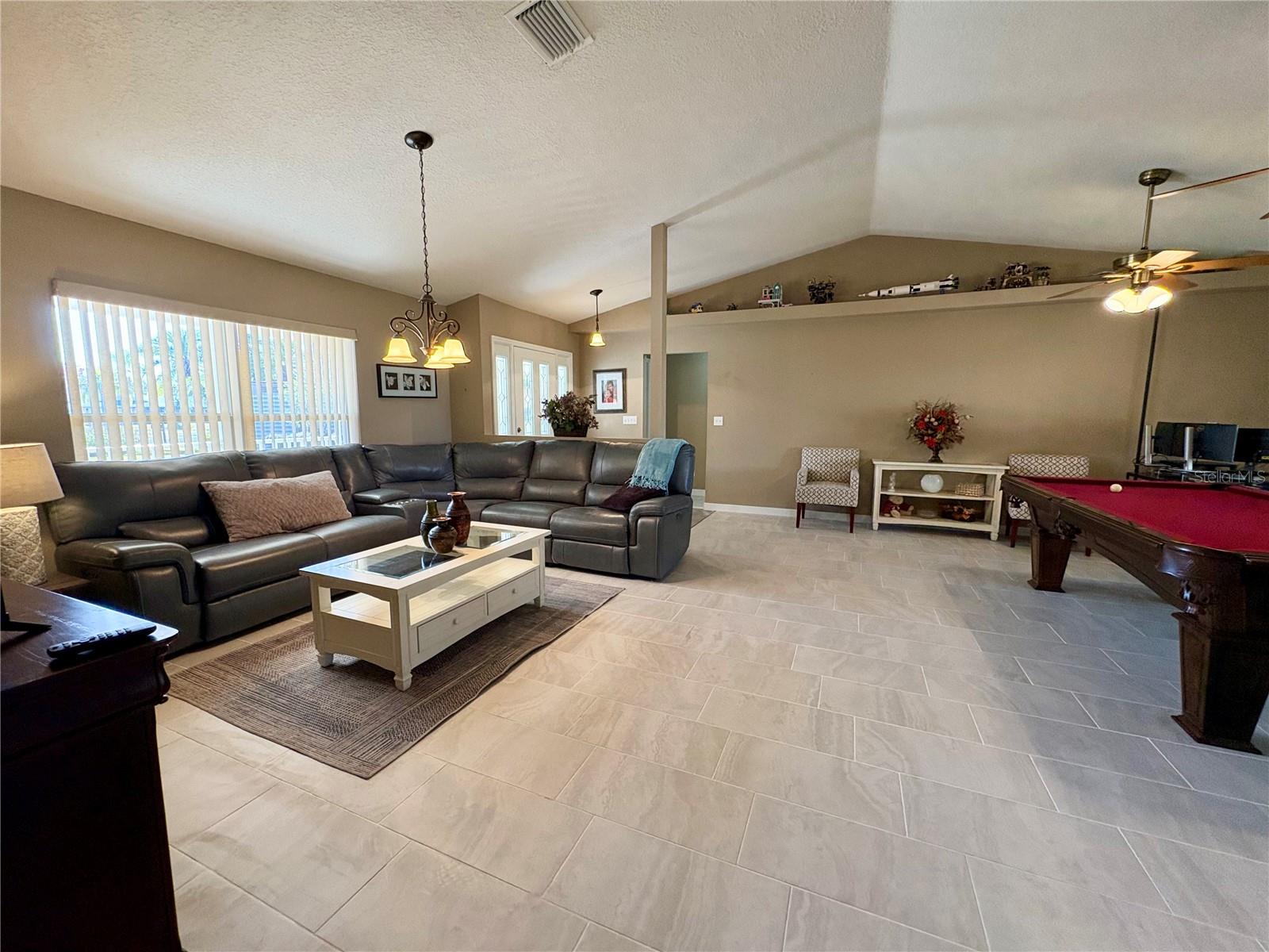 22941 LEAFWOOD CT photo 4