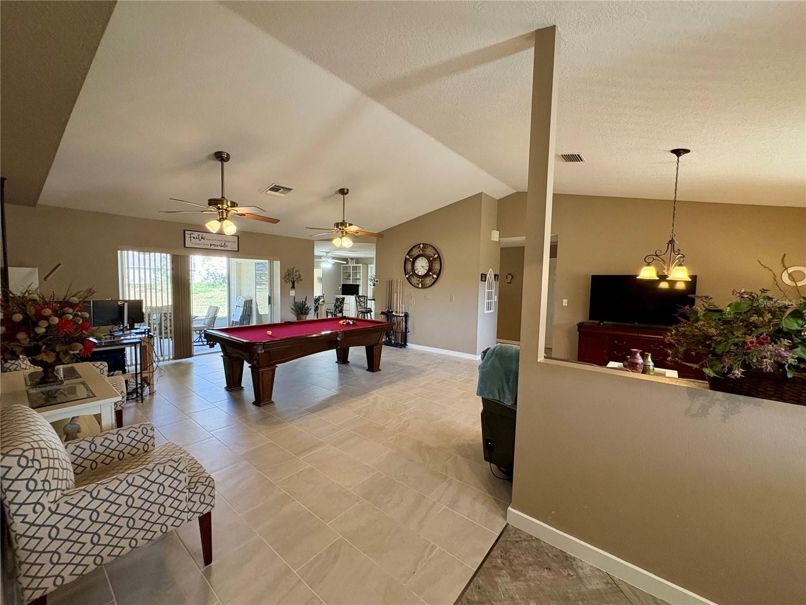 22941 LEAFWOOD CT photo 5