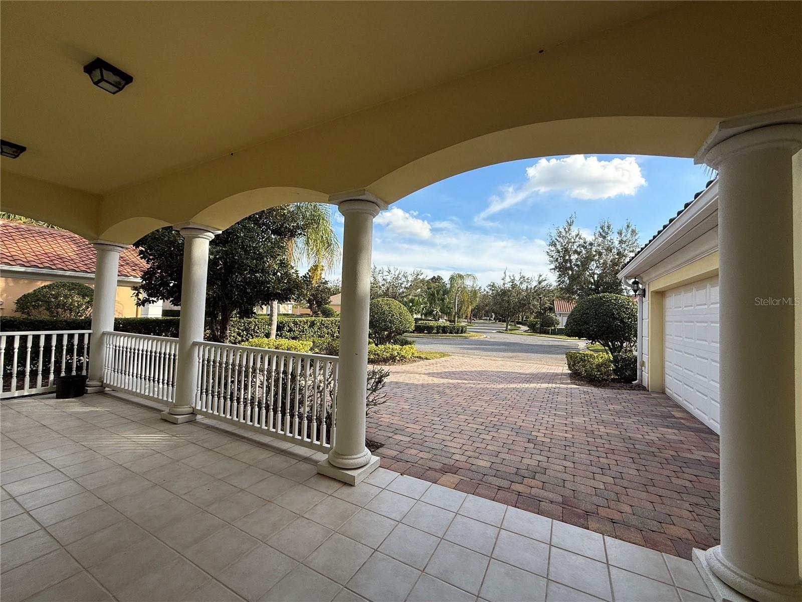 12008 NAVALE LN photo 3