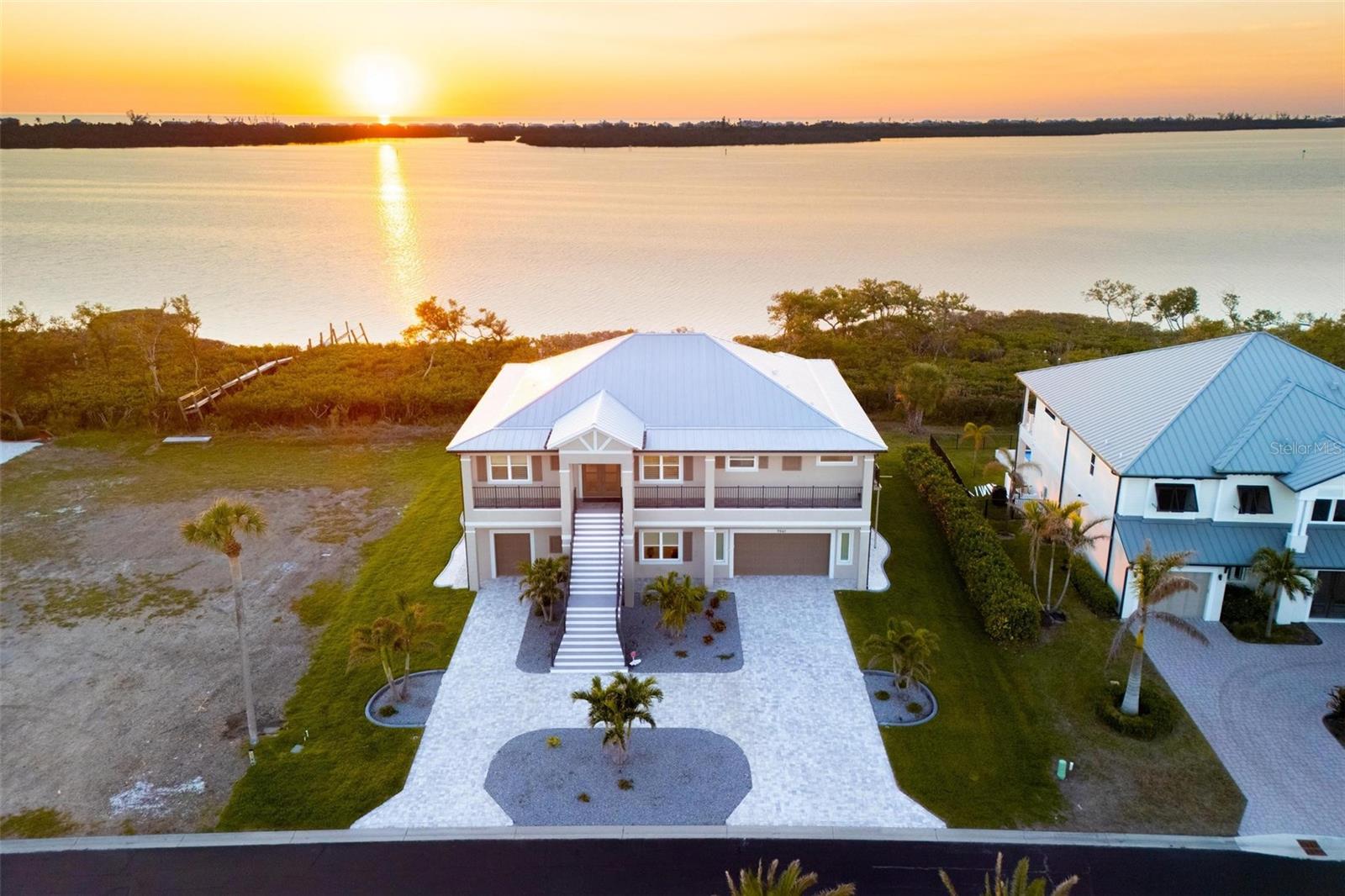 9861 EAGLE PRESERVE DR