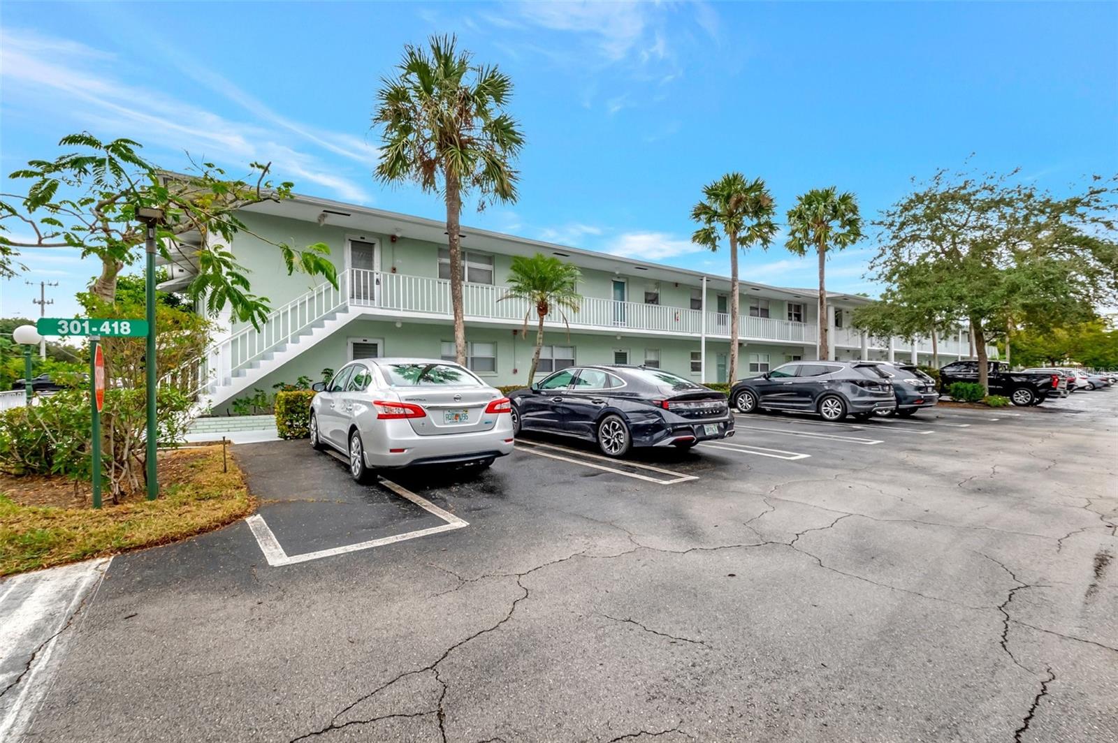2340 SW 22ND AVE #305 photo 2