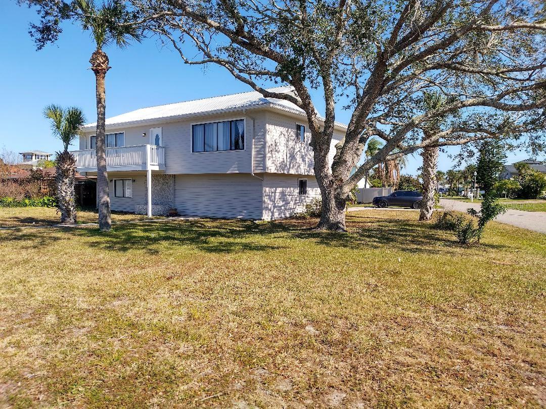 15 RICHMOND DR photo 4