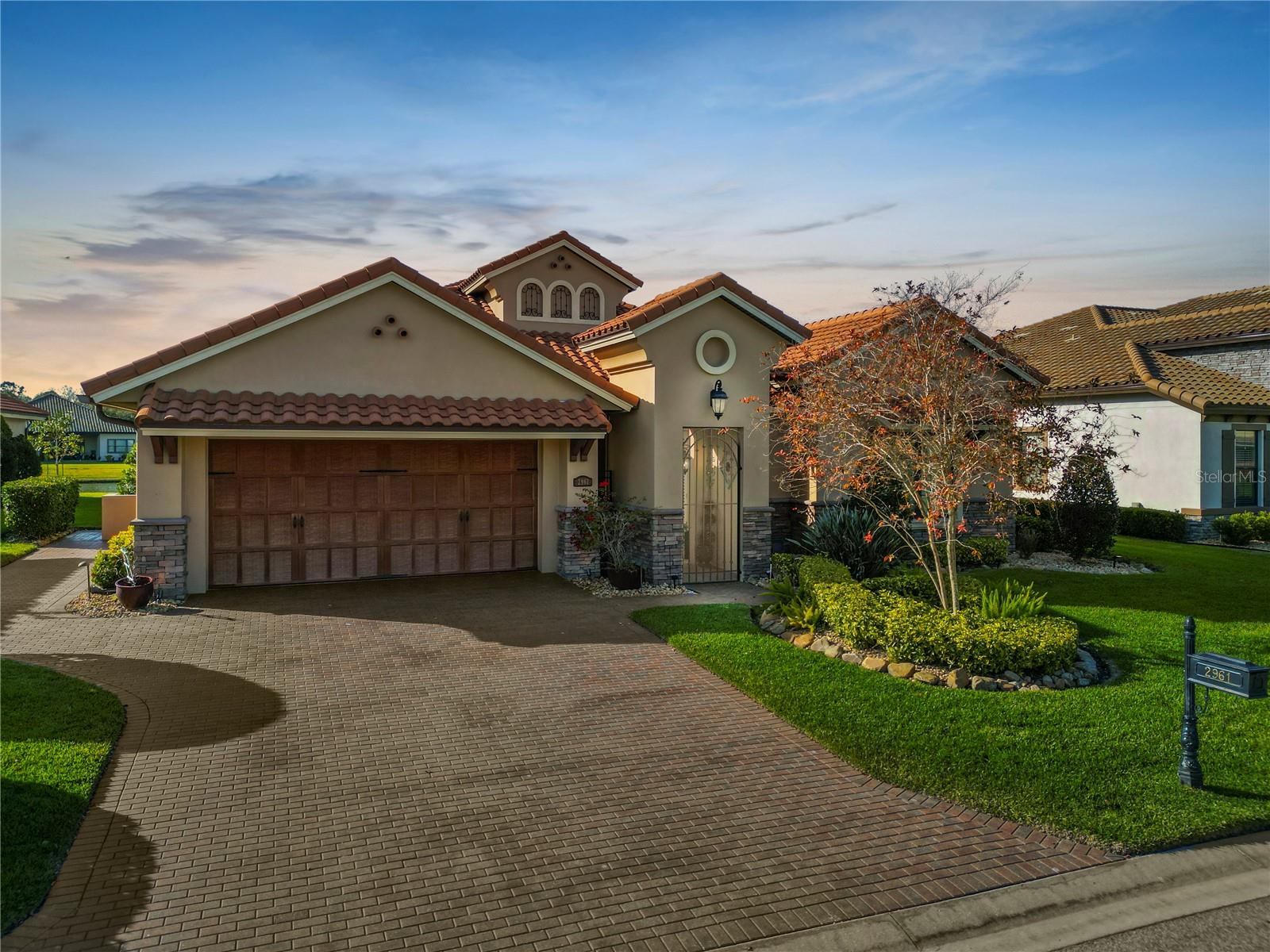 2961 SANCTUARY CIR