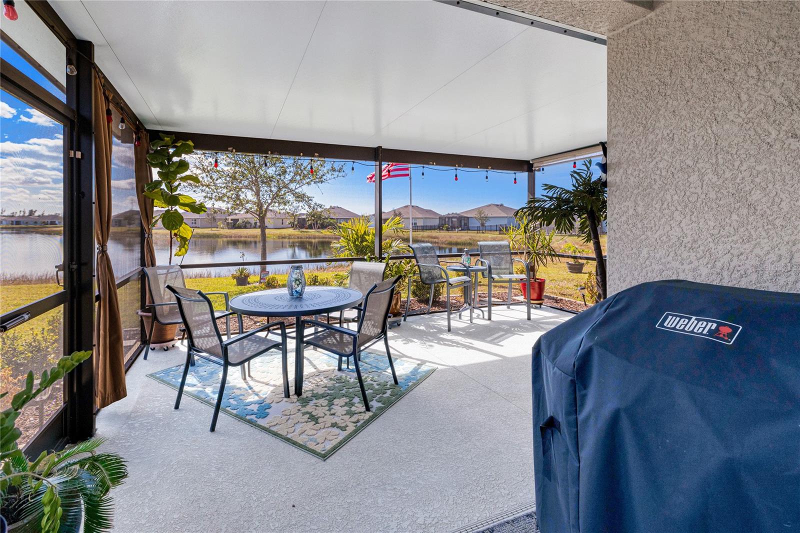 25281 E LENOX CIR photo 5