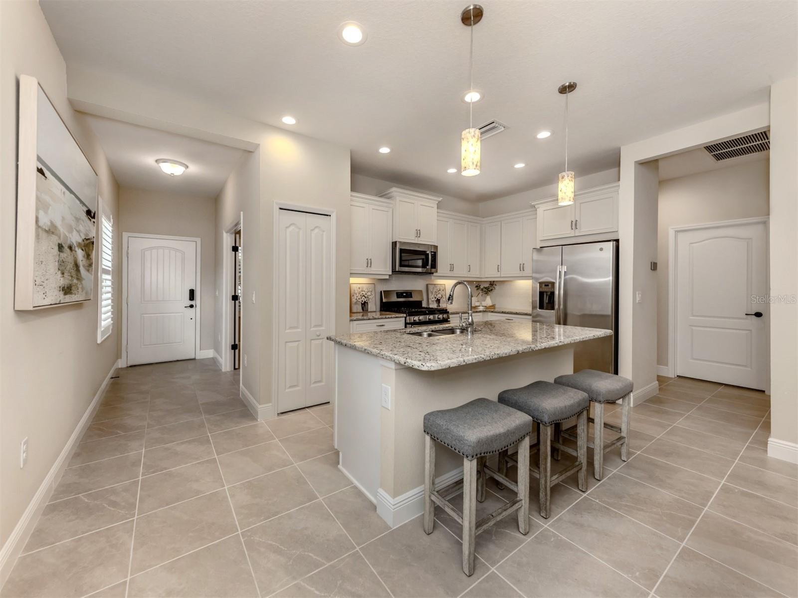 244 LIVORNO WAY photo 4