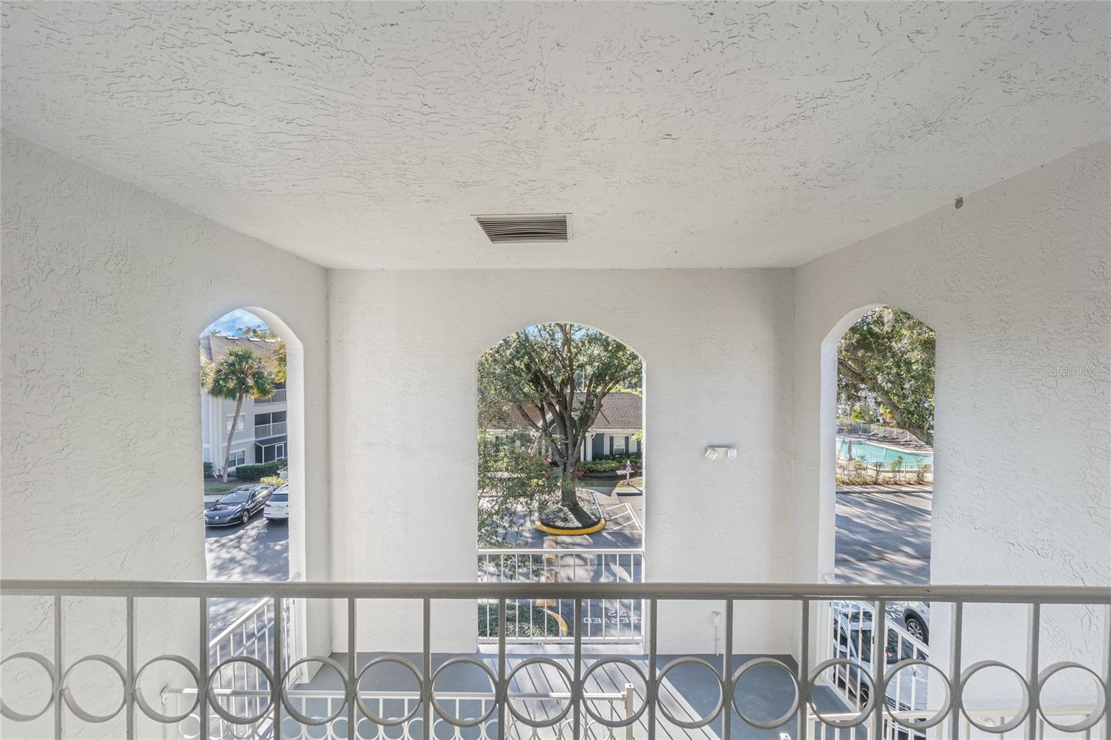 4302 CLUBSIDE DR #4302 photo 3