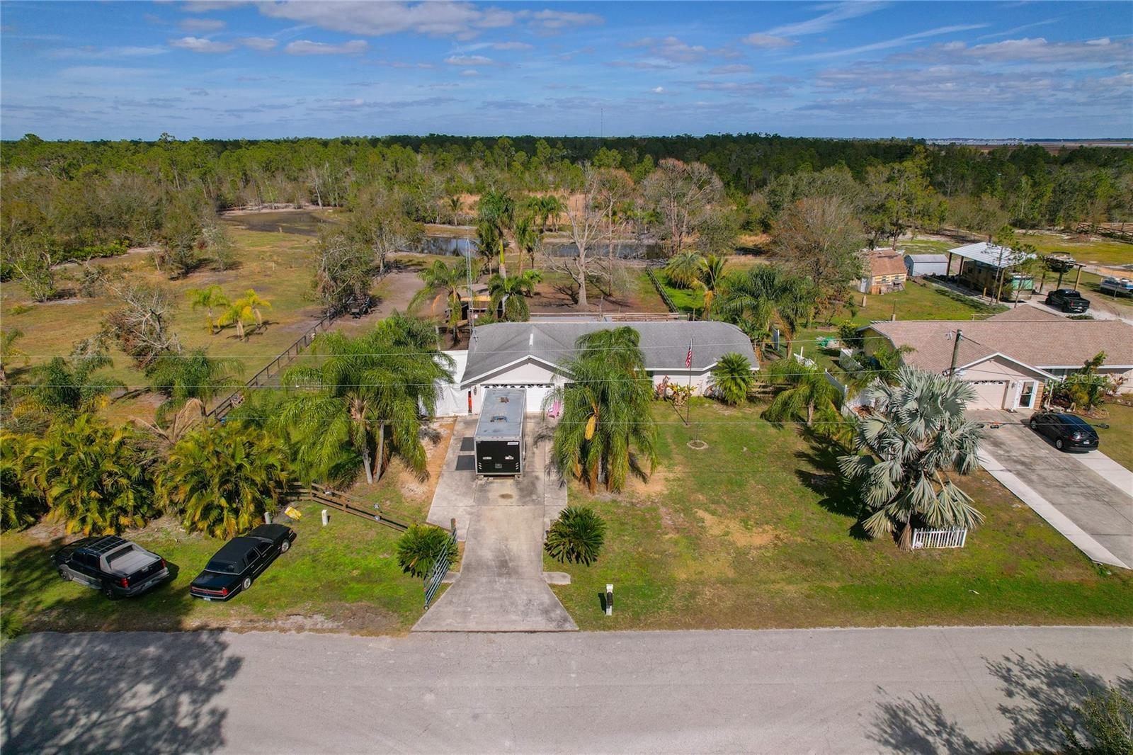 208 LIMPKIN LN