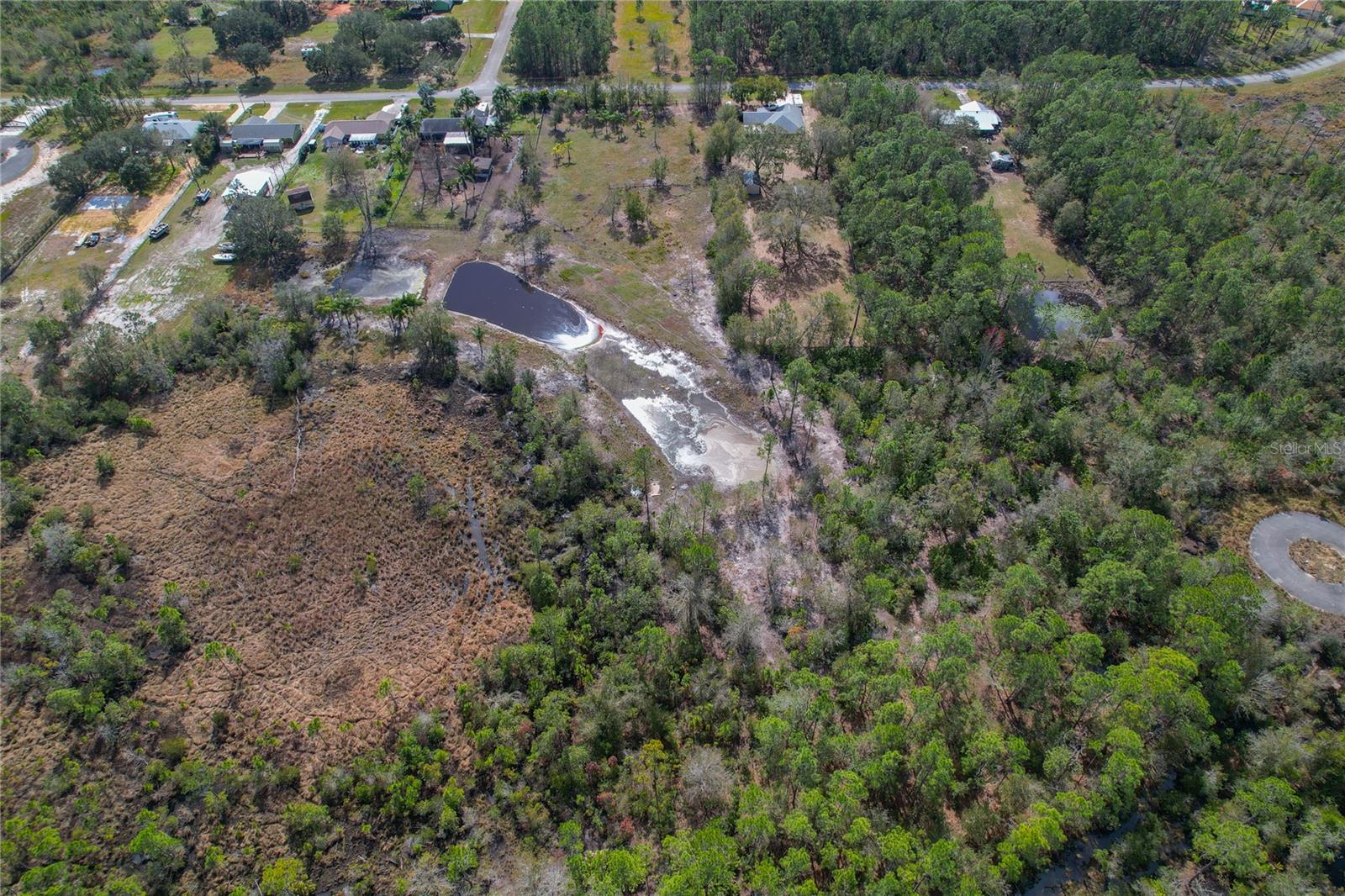 208 LIMPKIN LN photo 2