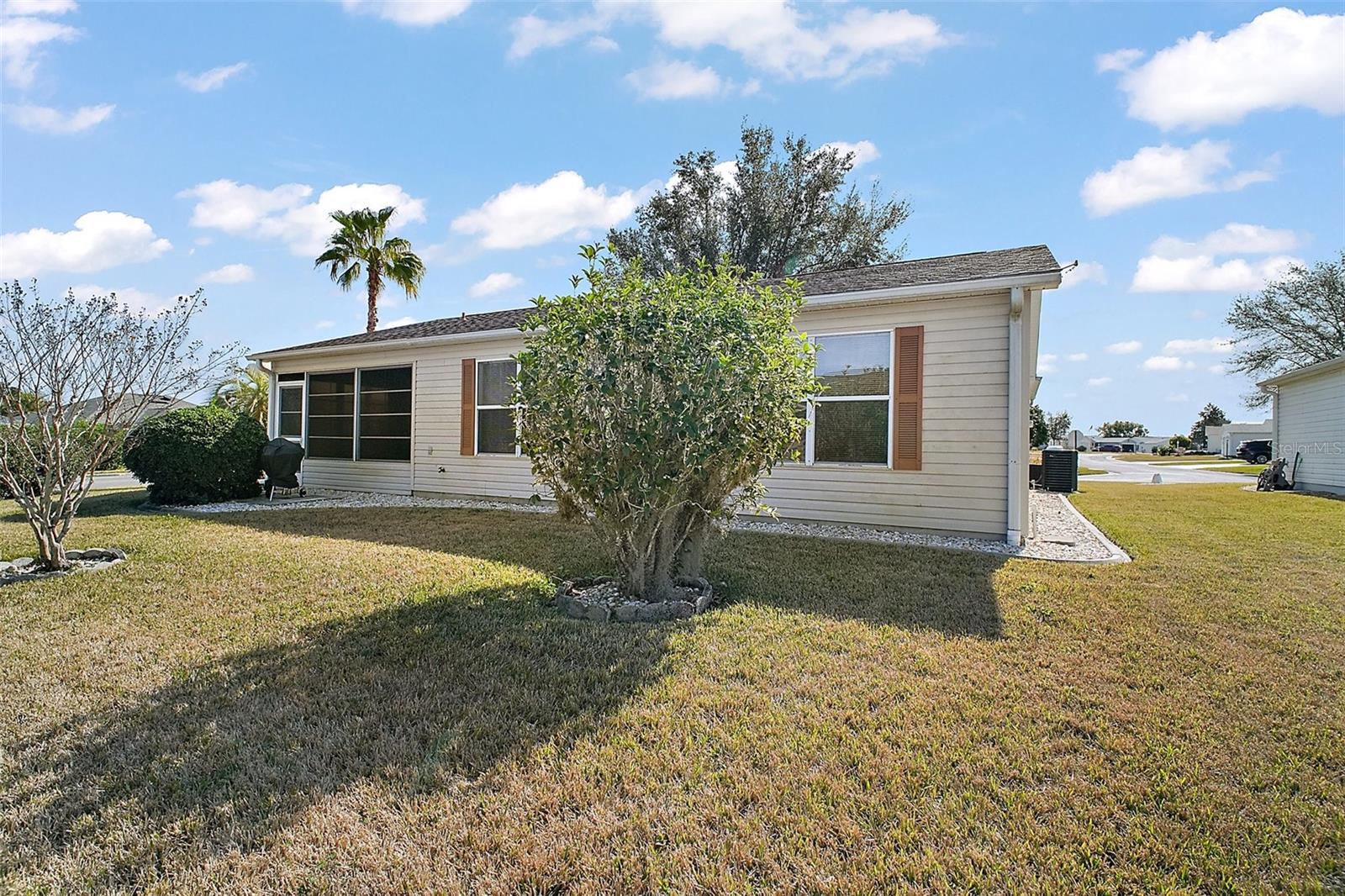 2001 CRISTO RD photo 4