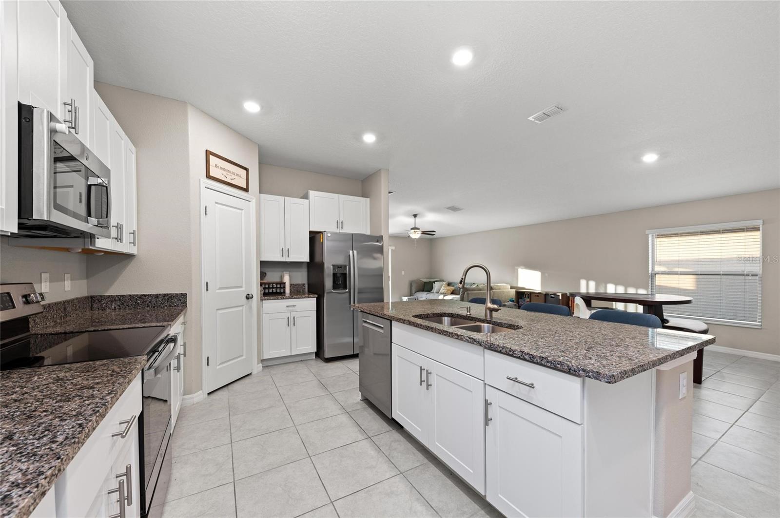15304 MILLER CREEK DR photo 5