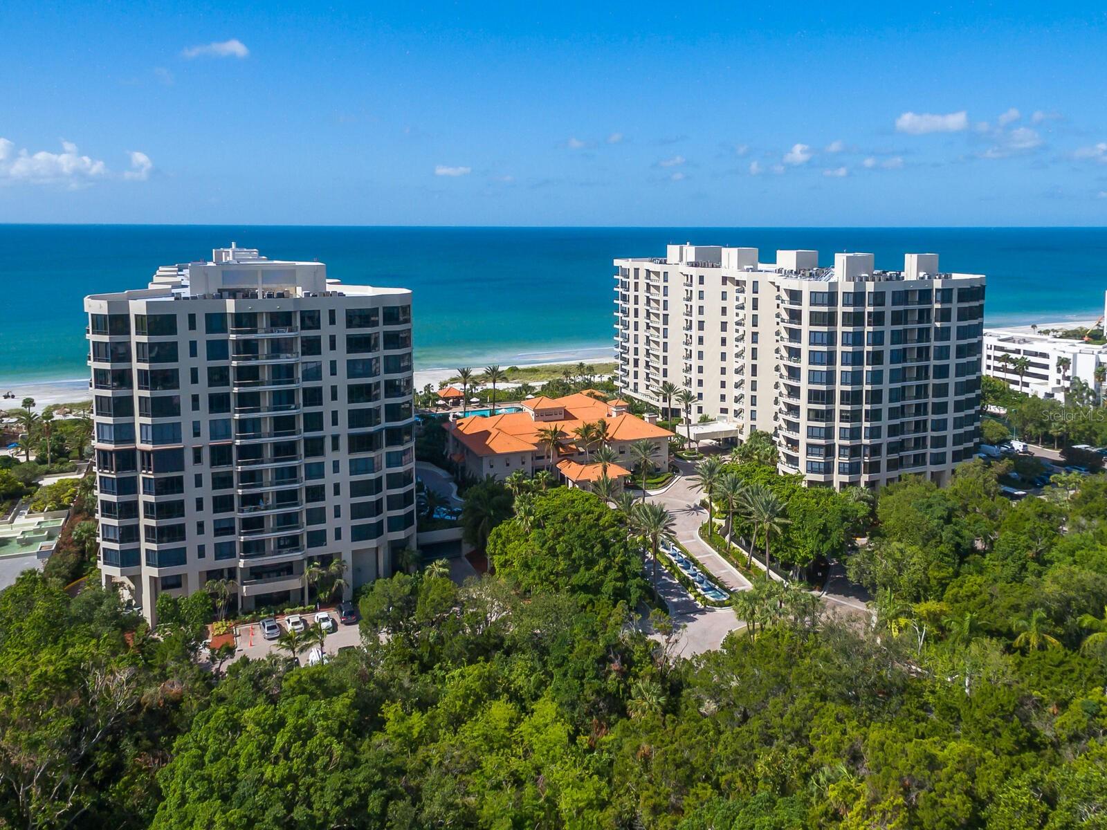 1281 GULF OF MEXICO DR #404 photo 2