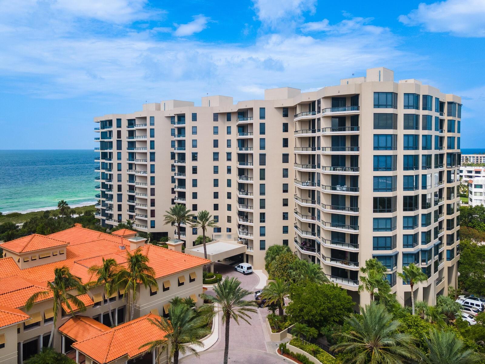 1281 GULF OF MEXICO DR #404 photo 4