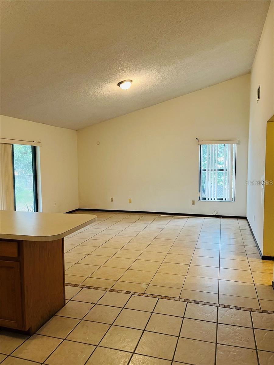 1748 BRIGHTMEADOW CT photo 3