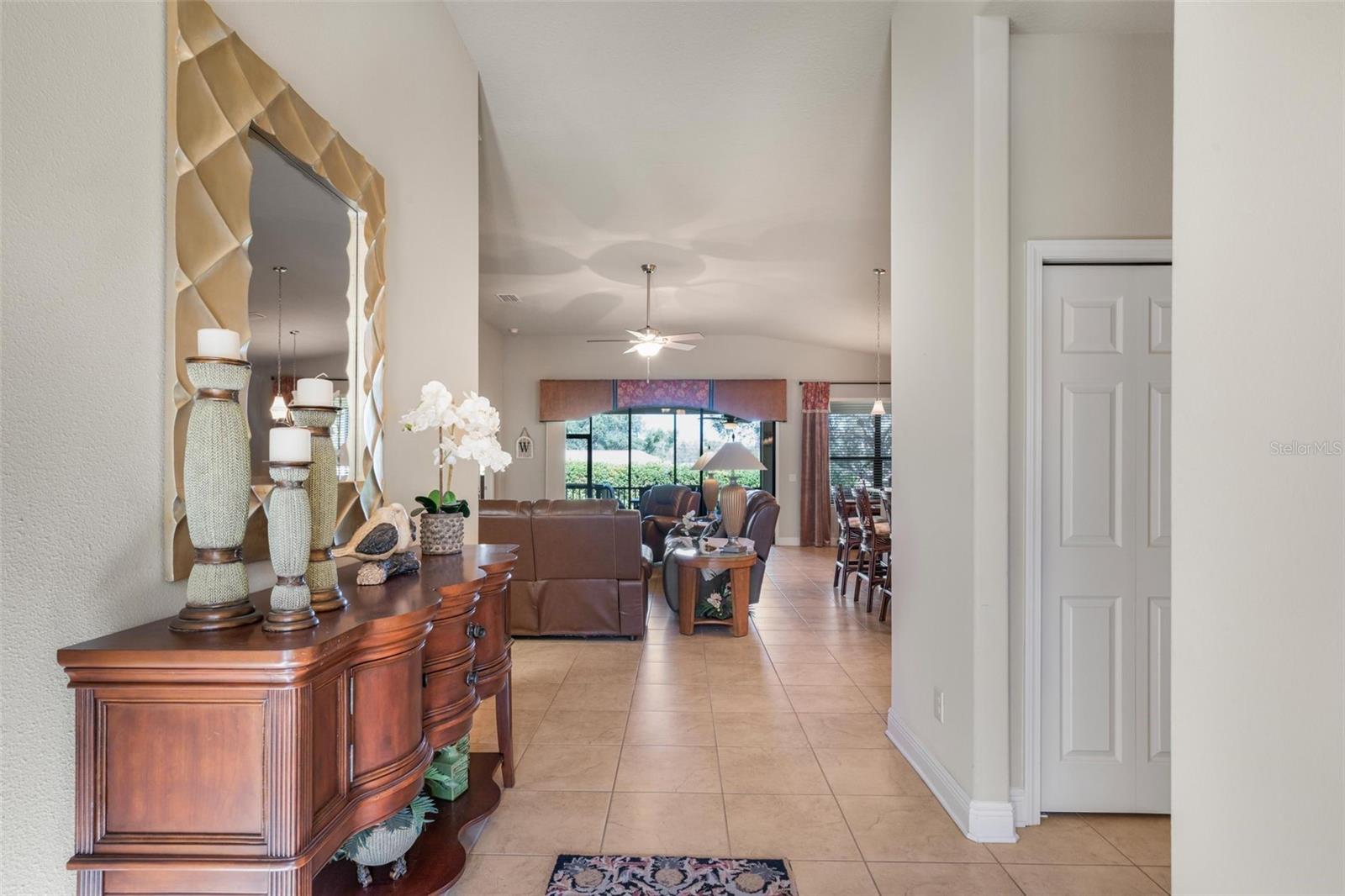 1749 W CAROLINE PATH photo 5
