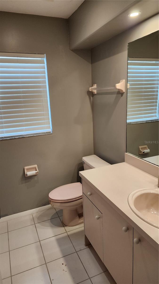 3875 DARSTON ST photo 5