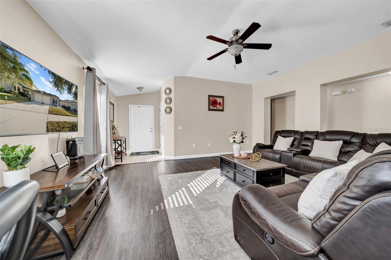 10458 RIVER BREAM DR photo 5