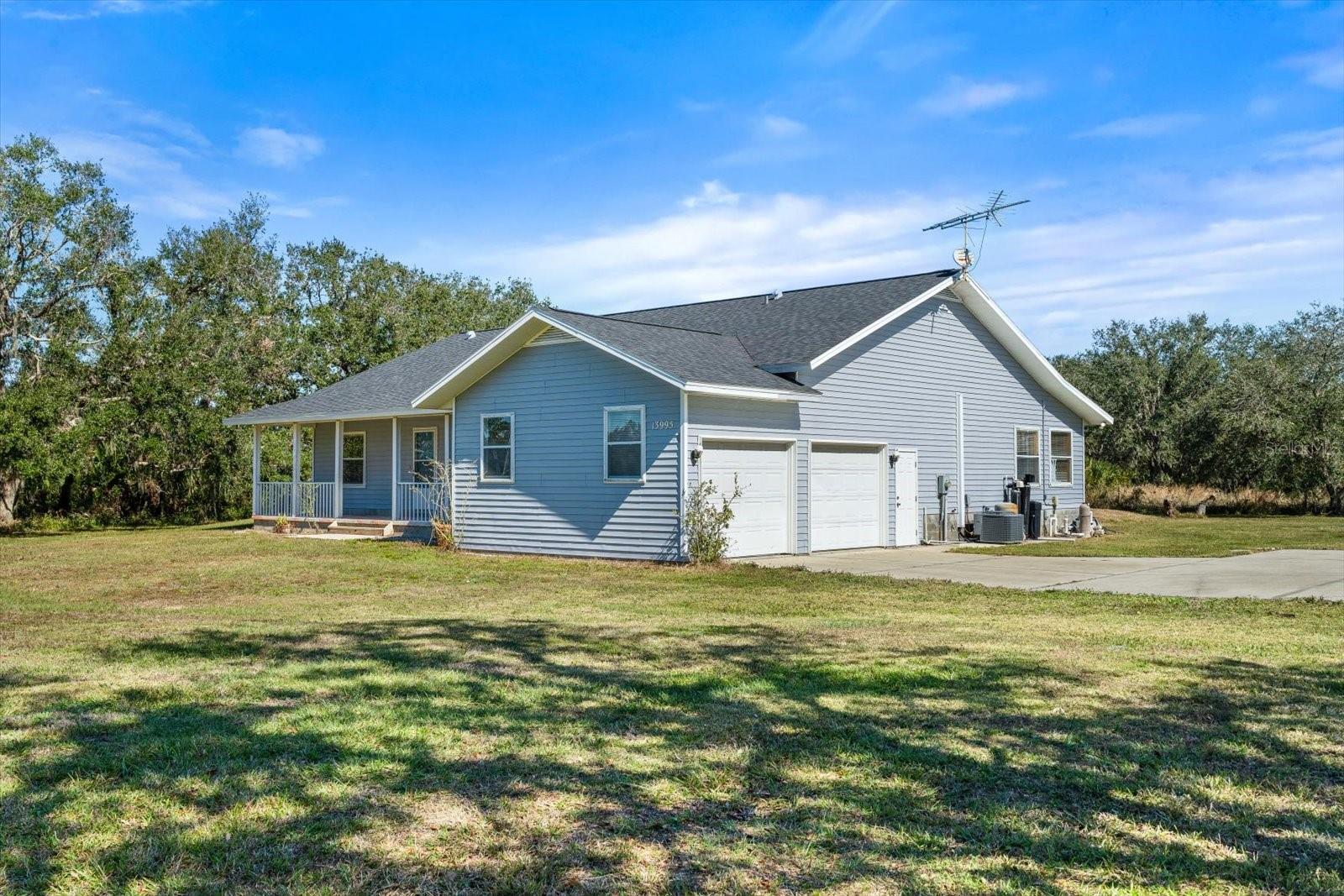 13995 MOSSY HAMMOCK LN photo 2