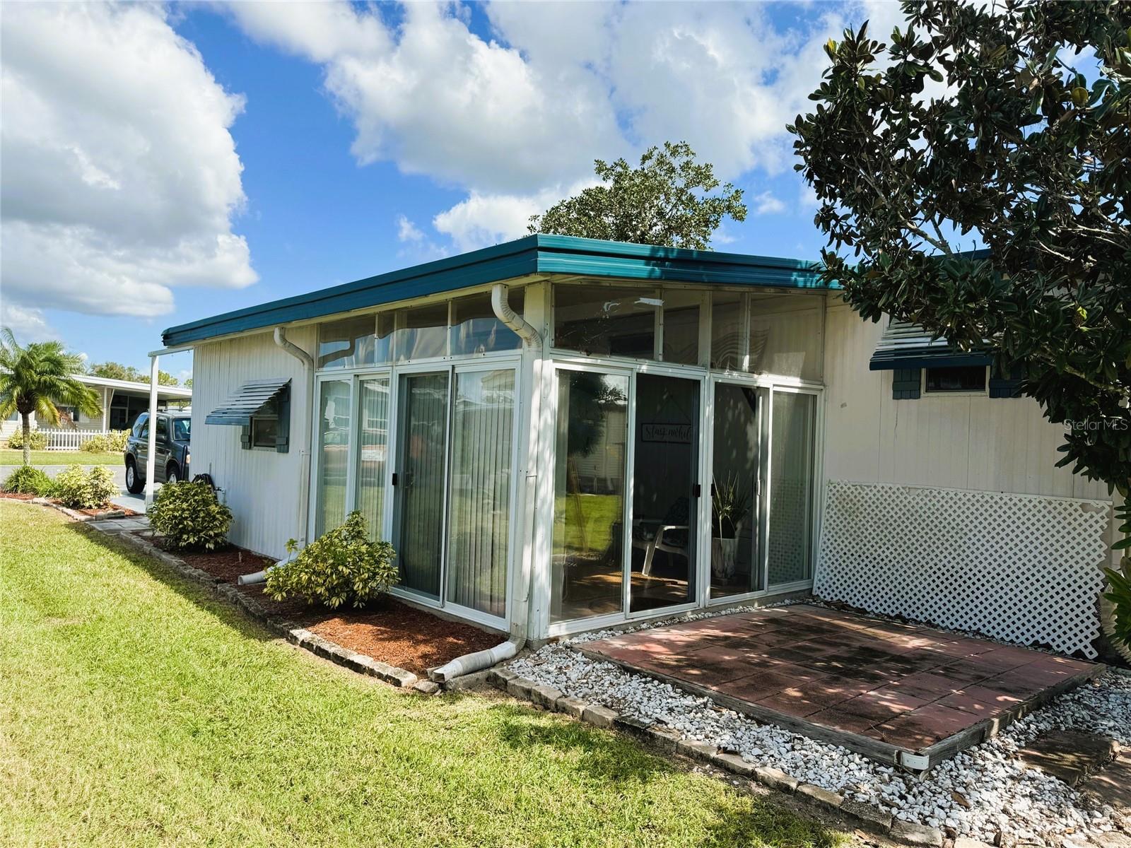 123 PYRACANTHA LN photo 5