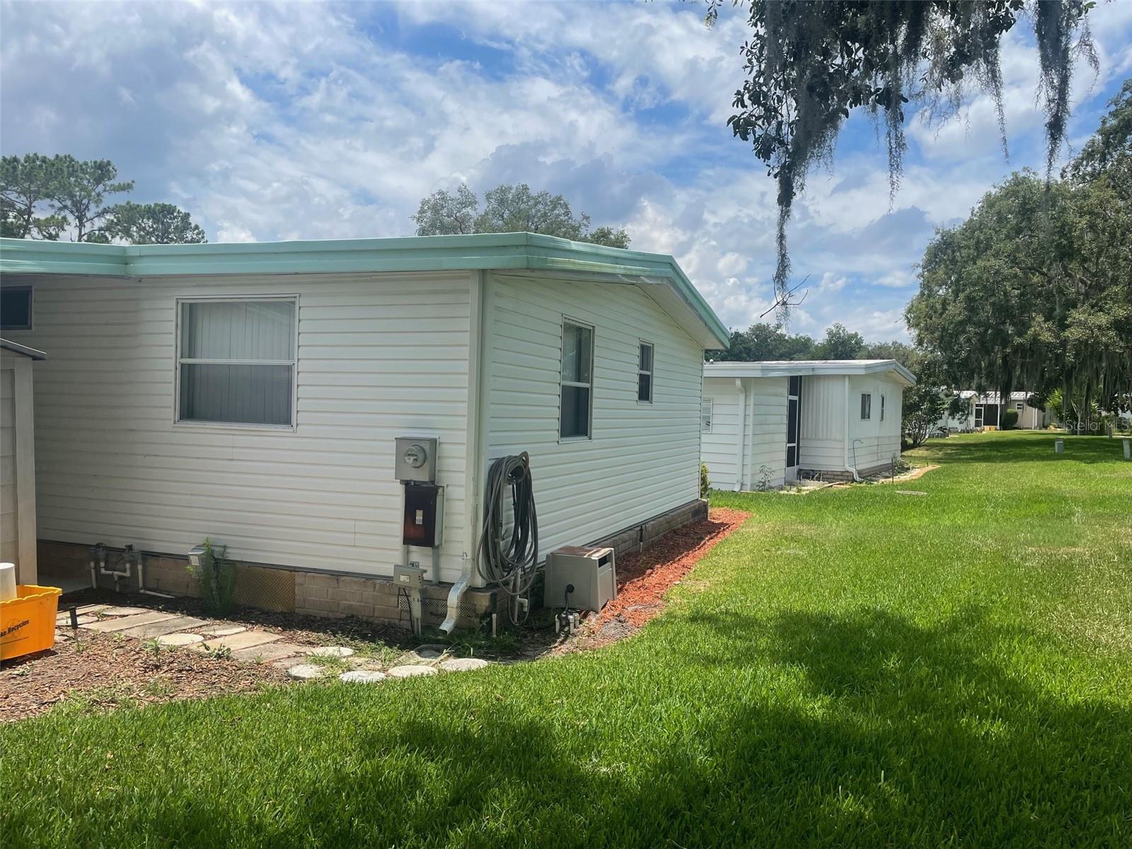 185 JACARANDA DR photo 5