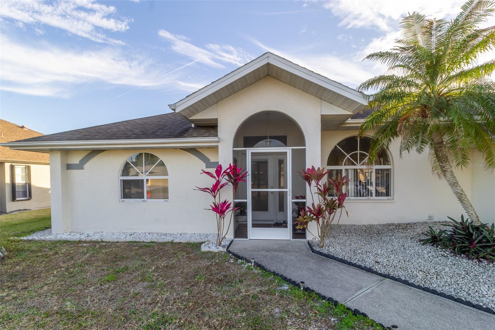 23111 MINERAL AVE photo 2