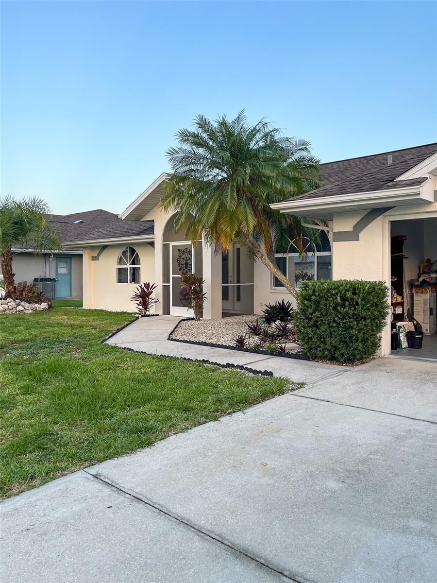 23111 MINERAL AVE photo 3