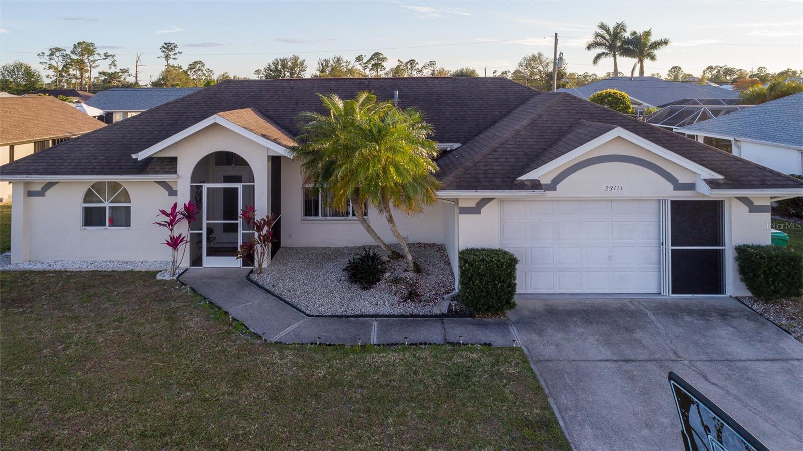 23111 MINERAL AVE photo 5