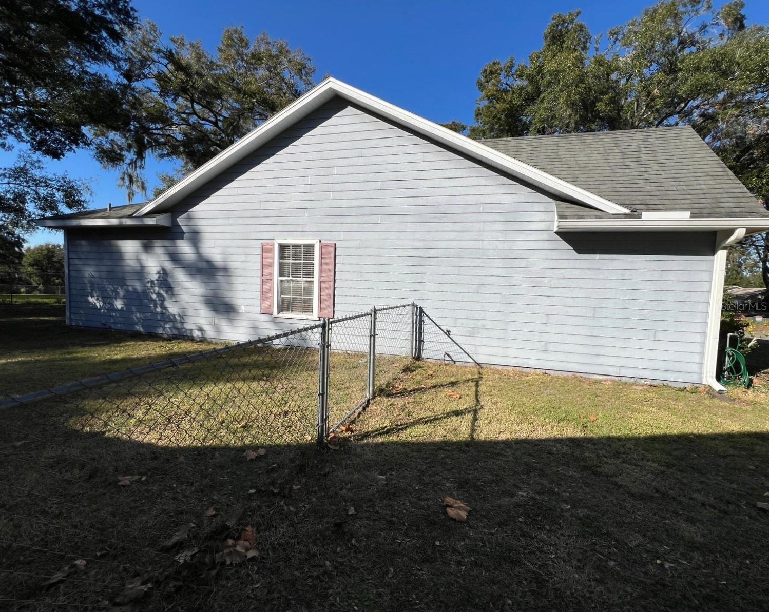 305 PINECREST RD photo 5