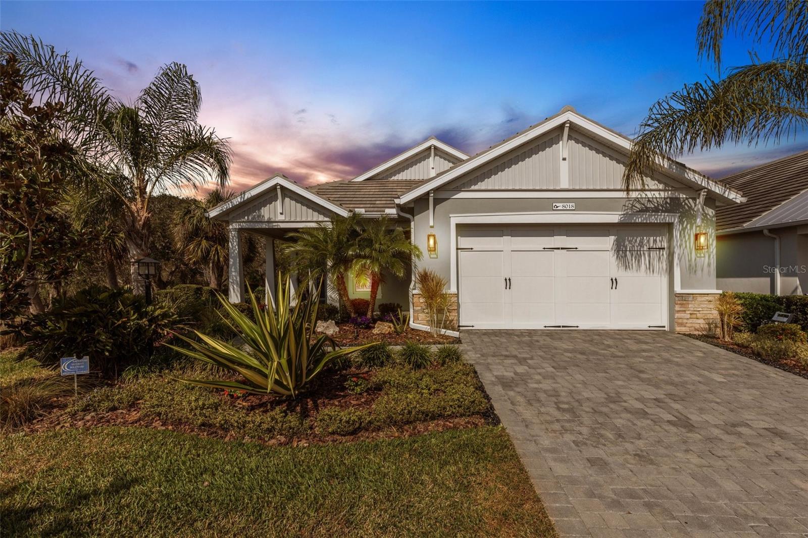8018 SANDSTAR WAY photo 2