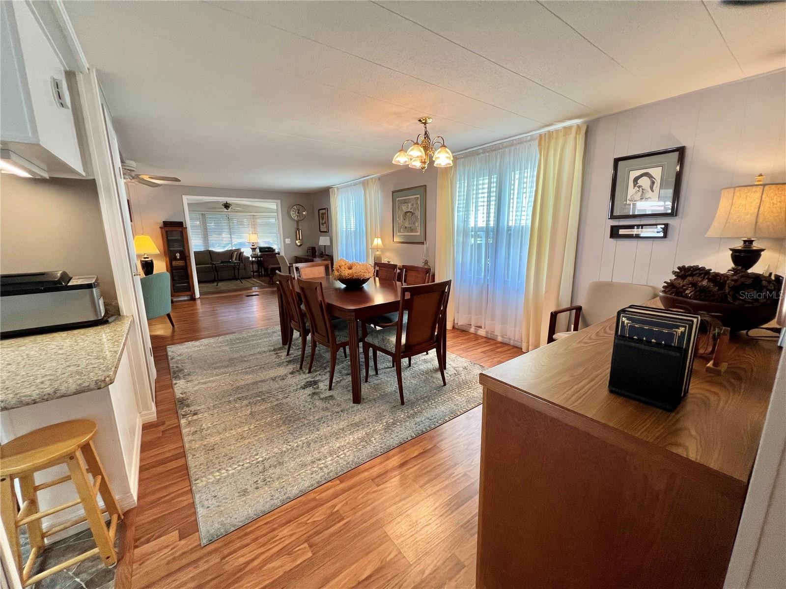 106 GARDENIA WAY photo 4