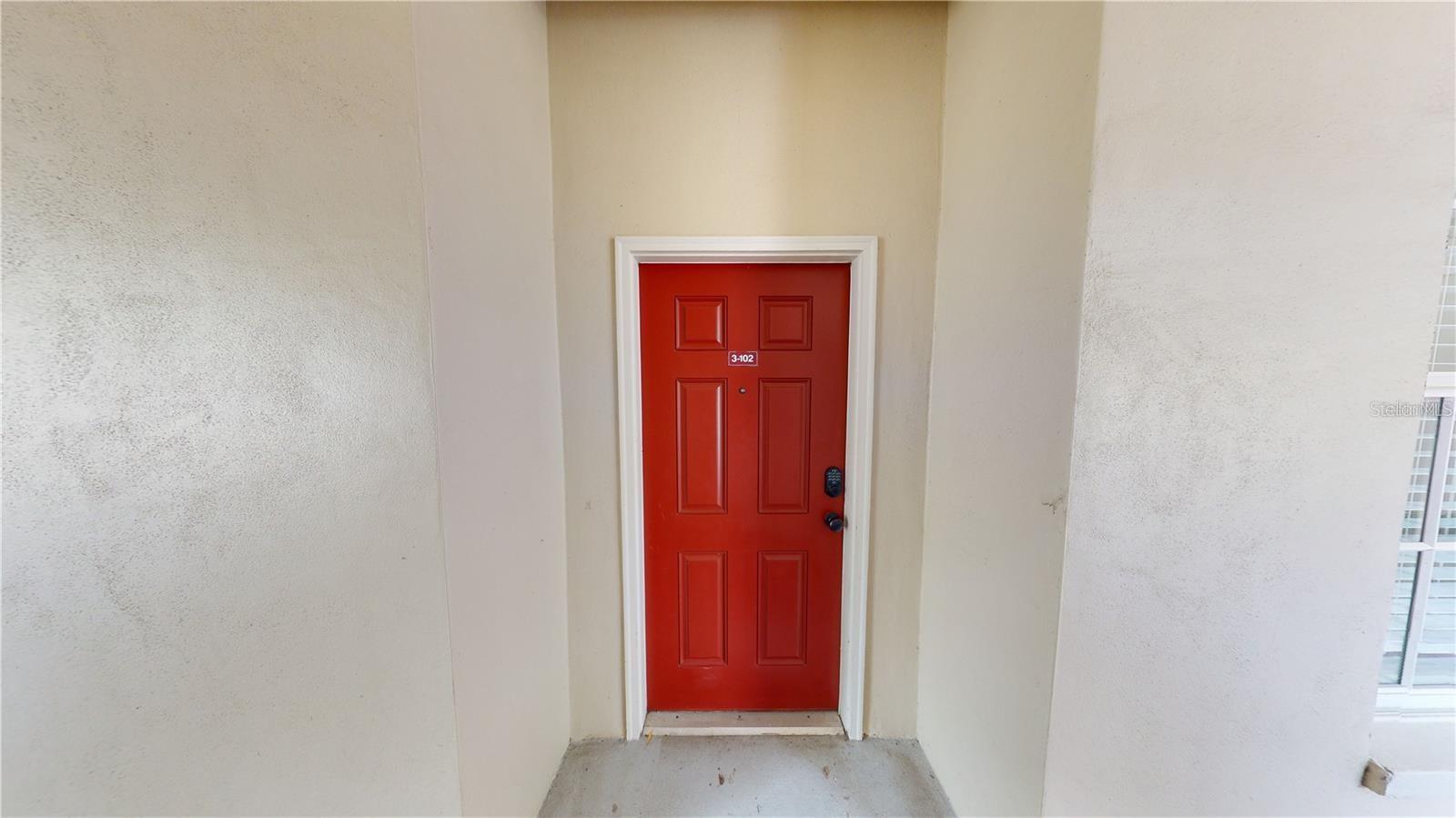 931 BEGONIA RD #102 photo 2