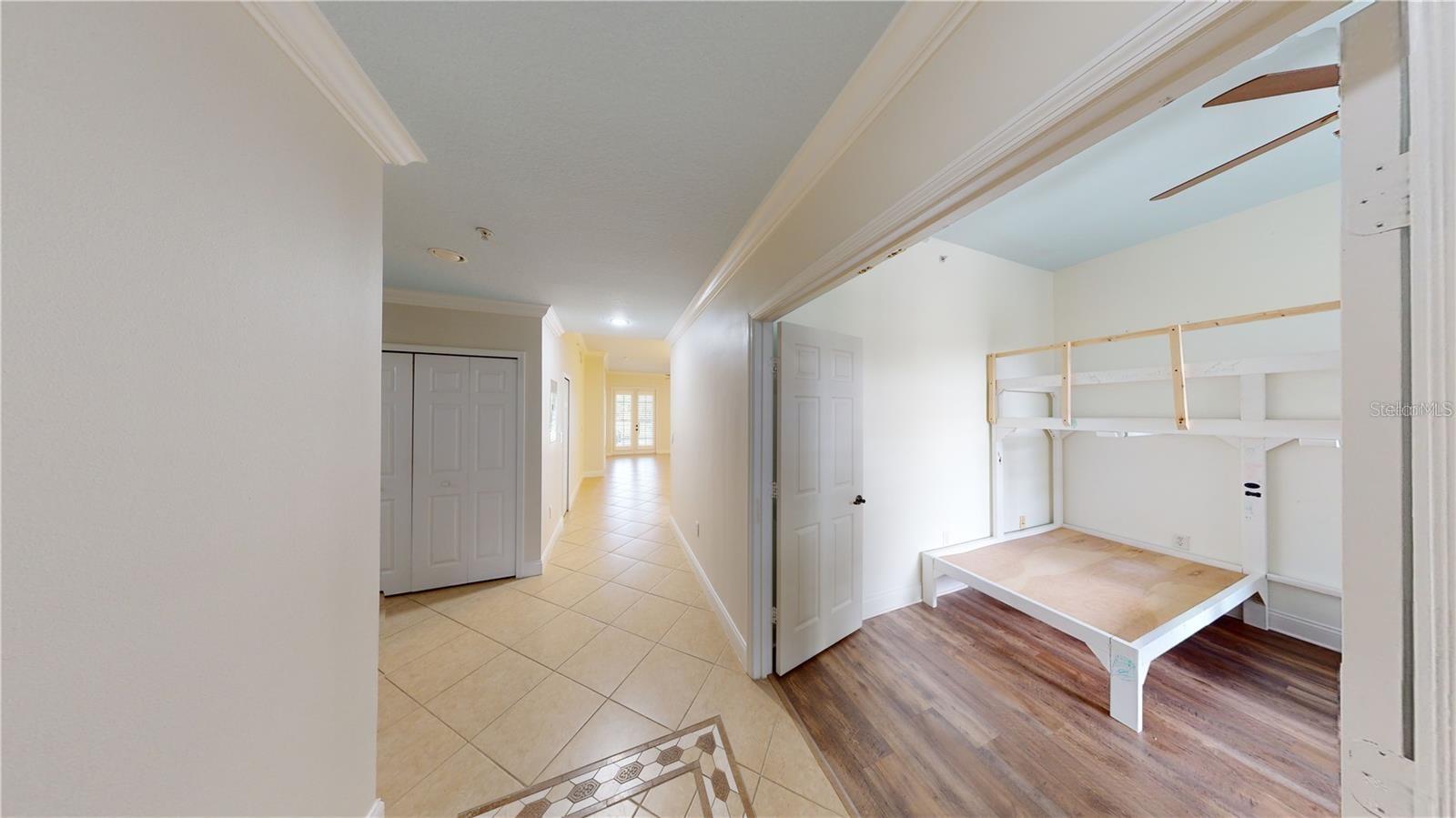 931 BEGONIA RD #102 photo 5