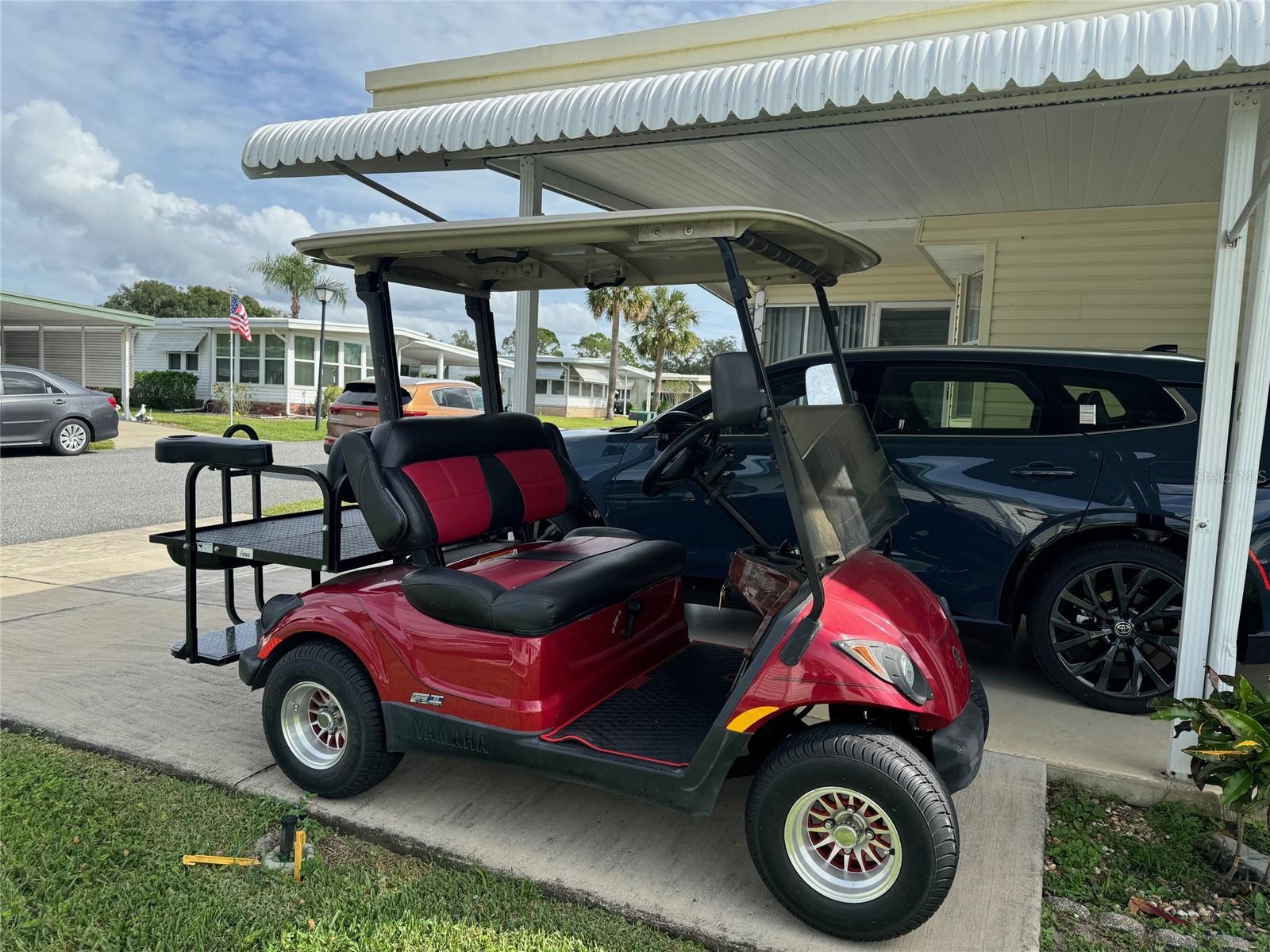 188 HIBISCUS WAY photo 5