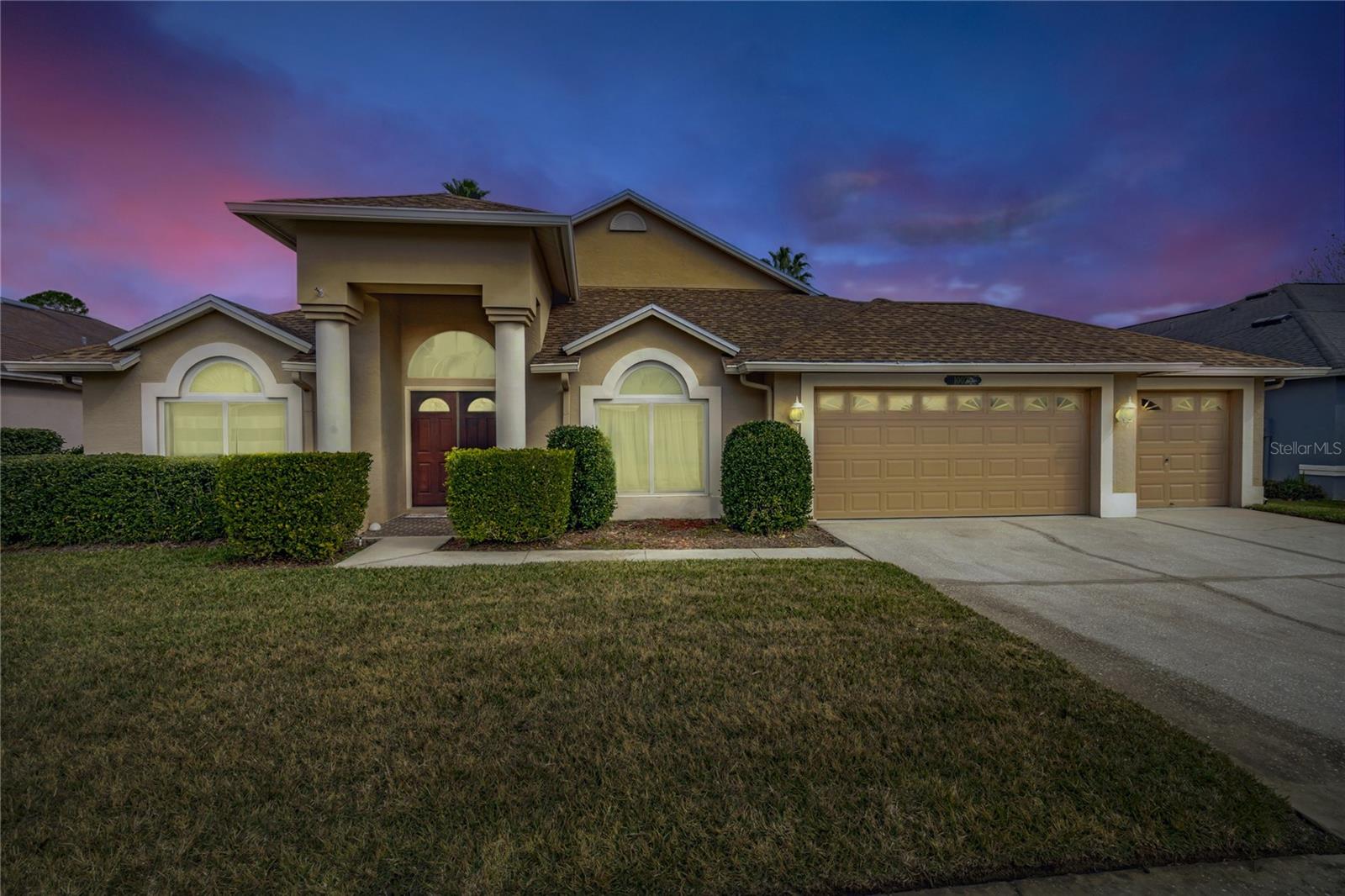 10025 CYPRESS SHADOW AVE photo 2
