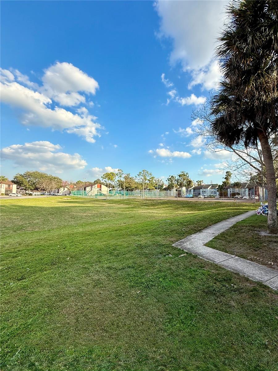 4322 AQUA VISTA DR #L photo 2