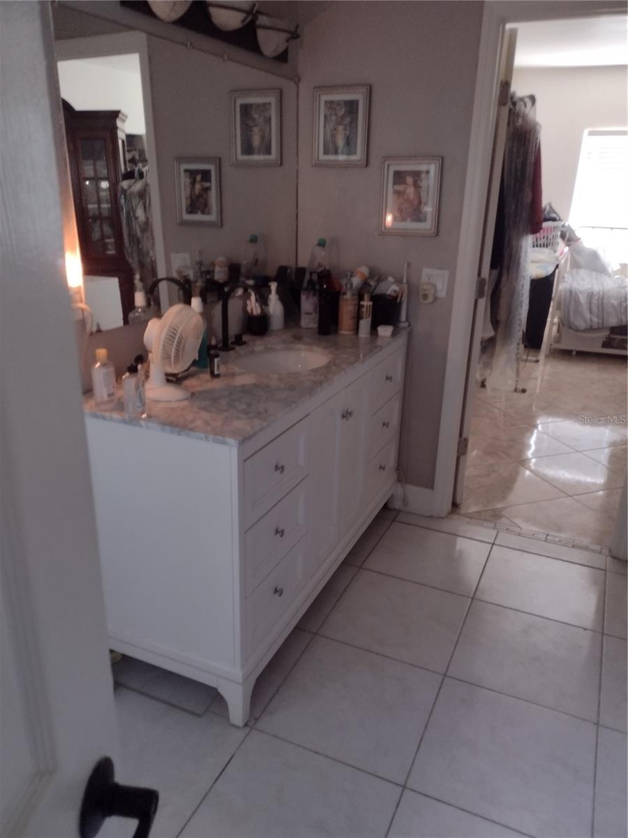 14310 N BAYSHORE DR photo 4