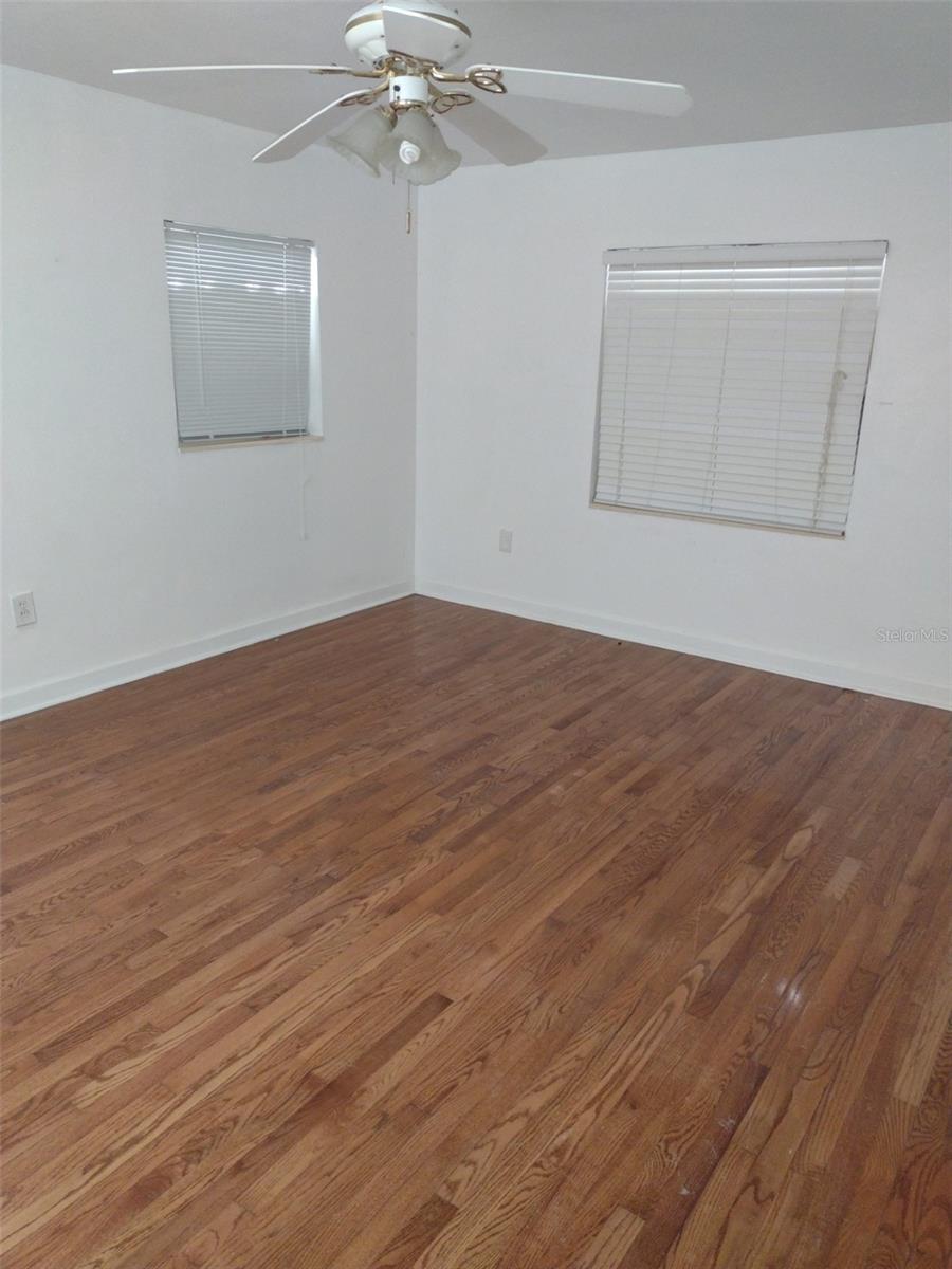 14310 N BAYSHORE DR photo 5
