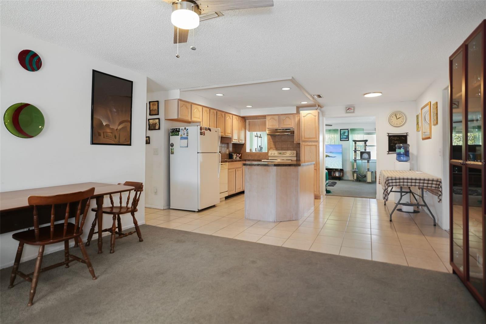 3108 ASH CT photo 2