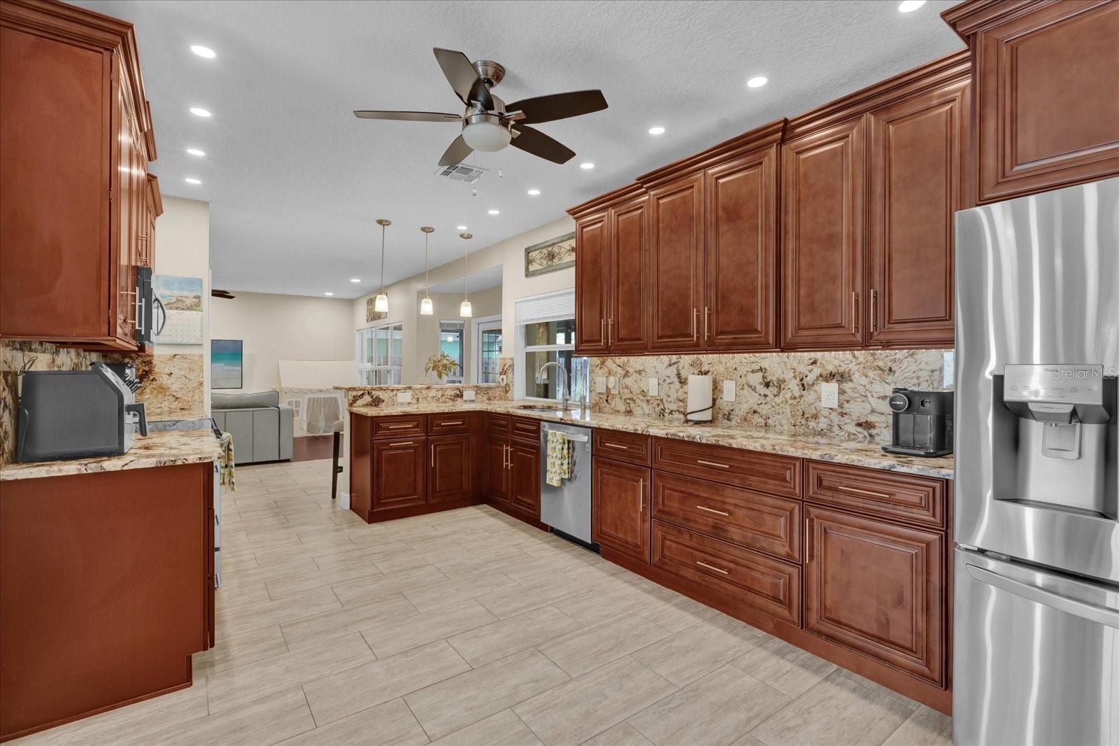 3601 MOSS POINTE PL photo 5