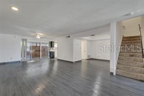 5419 FAIRWOOD WAY #305 photo 3