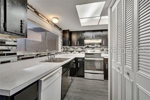 5419 FAIRWOOD WAY #305 photo 4